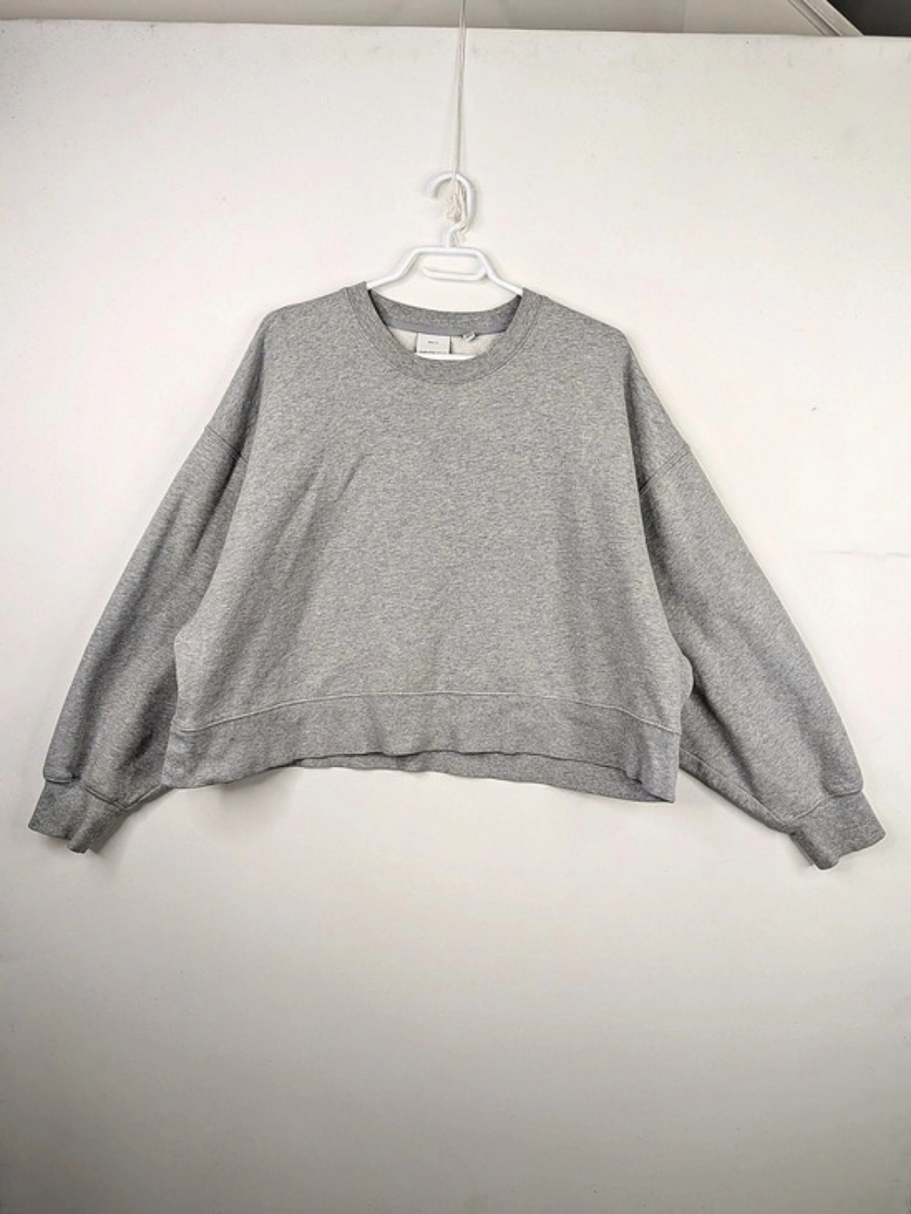 Aritzia Mega Fit Sweatfleece Gray Sweatshirt Size Medium